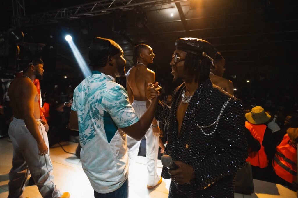 Yo Maps – Biography